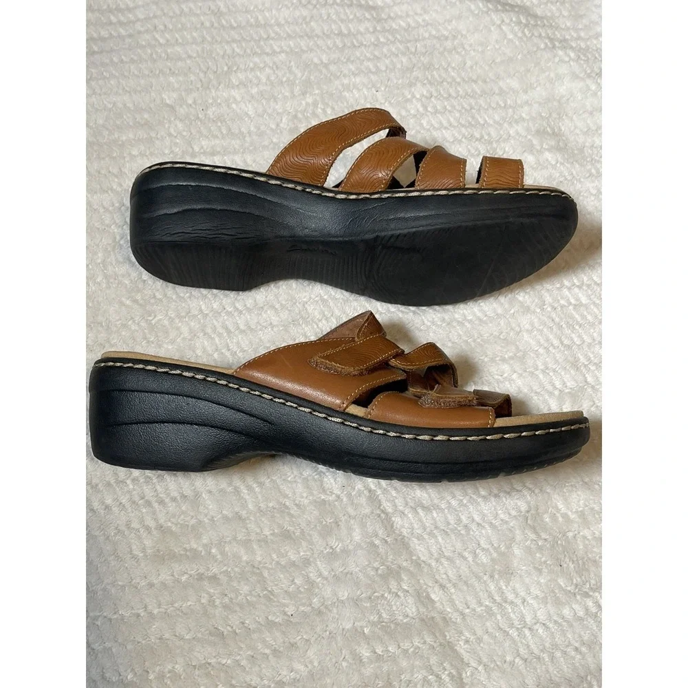Clarks Collection Women's 7 Merliah Karli Strappy Sandal Shoe Tan Brown